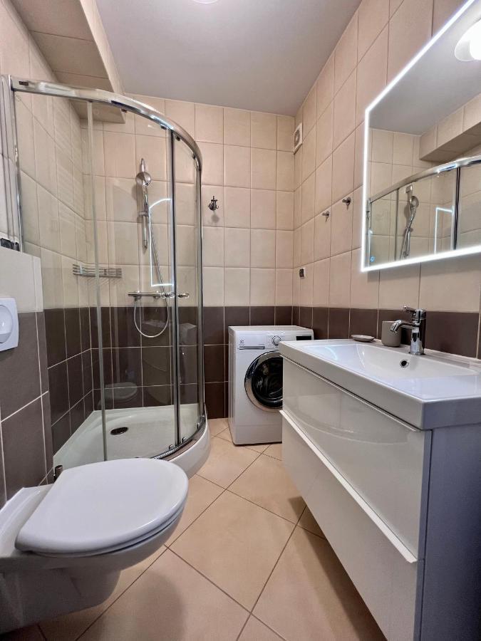 Apartament Lux Kołobrzeg Esterno foto